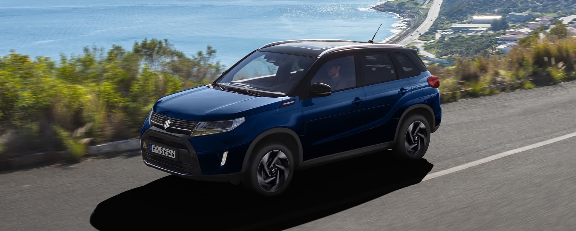 Abbildung zeigt Vitara 1.4 BOOSTERJET HYBRID Comfort+ Verbrauchswerte: kombinierter Energieverbrauch 5,3 l100km; kombinierter Wert der CO₂-Emission: 120 gkm; CO₂-Klasse: D