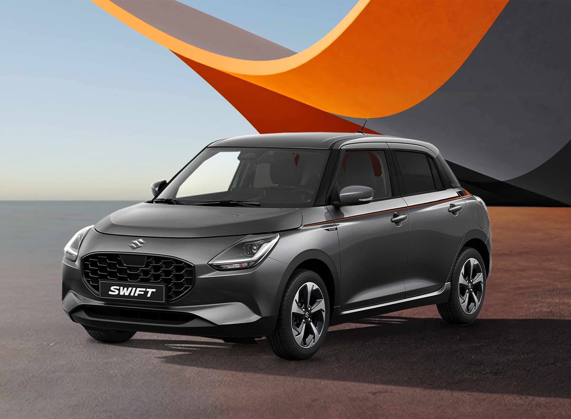 Suzuki Swift X-ITE in grauer Lackierung, schräg von vorne vor stilisiertem Hintergrund.