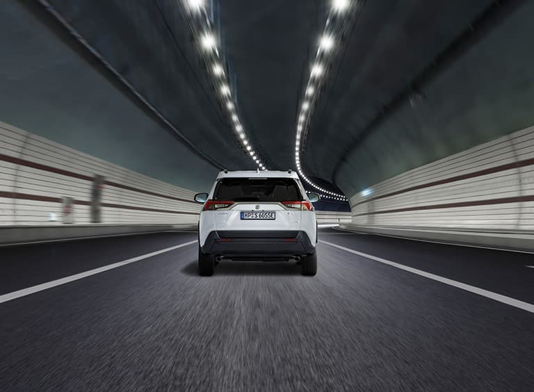 Abbildung zeigt Across in einem Tunnel