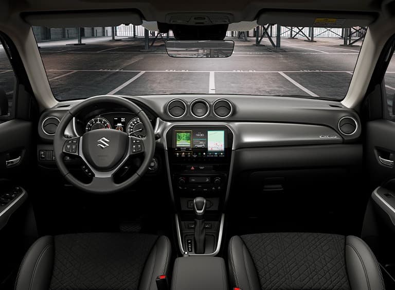 Abbildung zeigt Lenkrad und Amarturenbrett