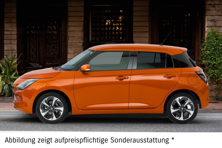 Fünf Suzuki Autos in verschiedenen Farben vor buntem Farbsplash-Hintergrund mit dem Text "Suzuki Deals" darüber