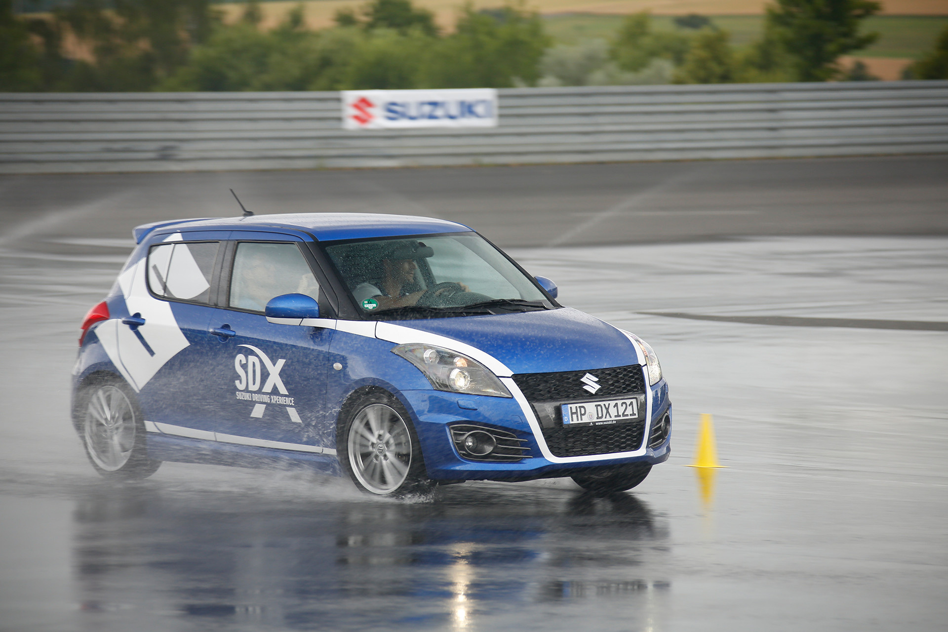 Suzuki Driving Xperience – Swift Sport